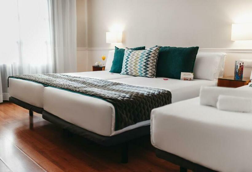 هتل Oriente Atiram