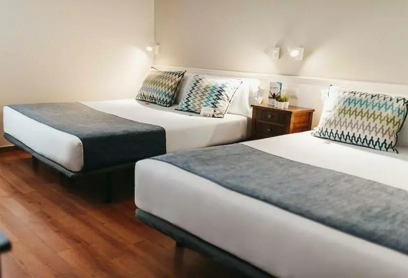 Отель Oriente Atiram