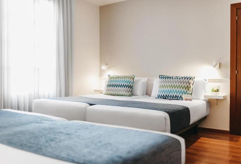 هتل Oriente Atiram