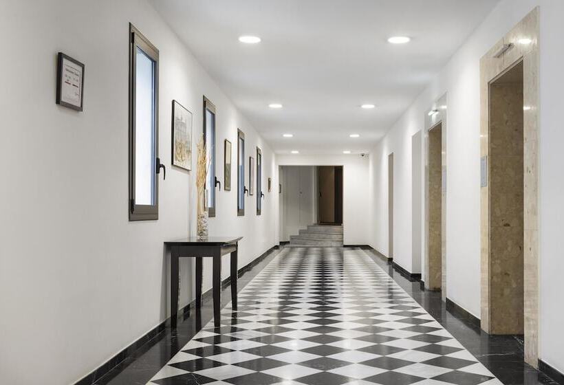 هتل Oriente Atiram