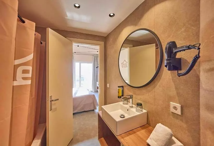 فندق tent Palmanova