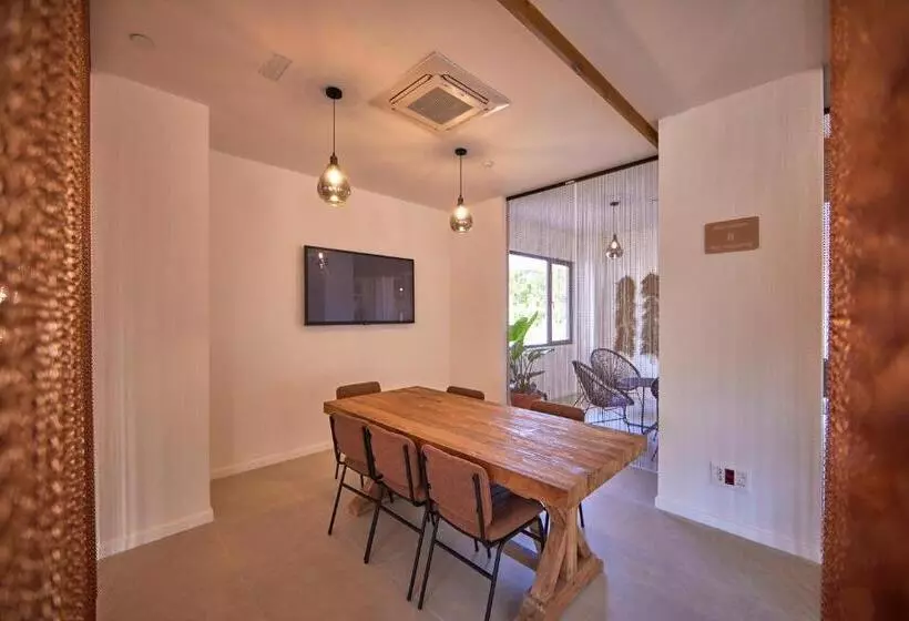 فندق tent Palmanova