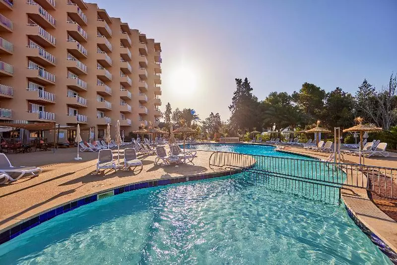 فندق tent Palmanova