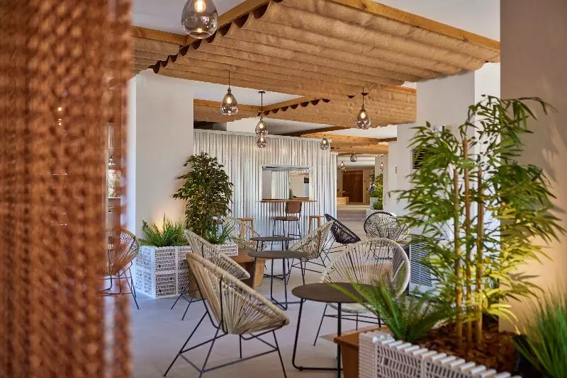 فندق tent Palmanova