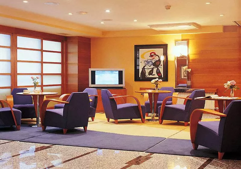 هتل Corona De Castilla Burgos