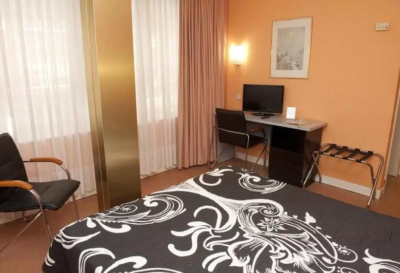 酒店 Arha Santander