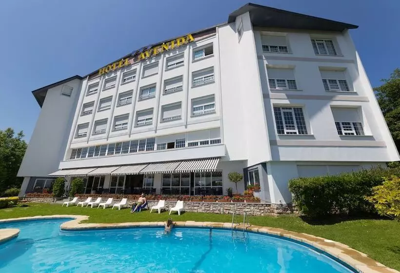 هتل Avenida