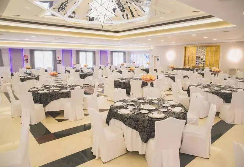 Hôtel Checkin Camino De Granada