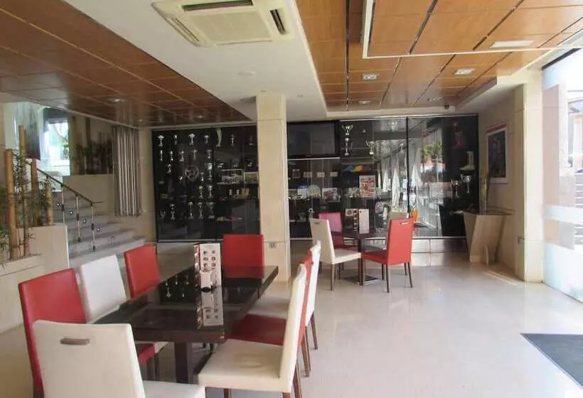 Hôtel Checkin Camino De Granada