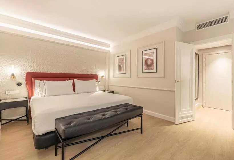 ホテル Eurostars San Antón