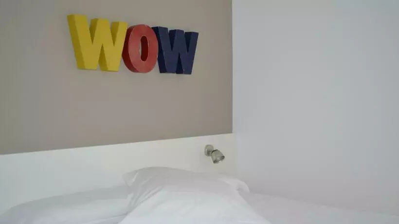 هتل Nou Estrelles