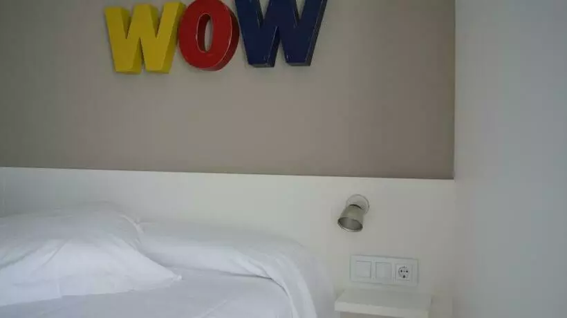 هتل Nou Estrelles