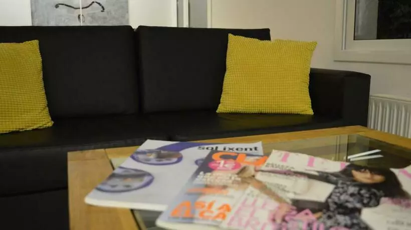 هتل Nou Estrelles