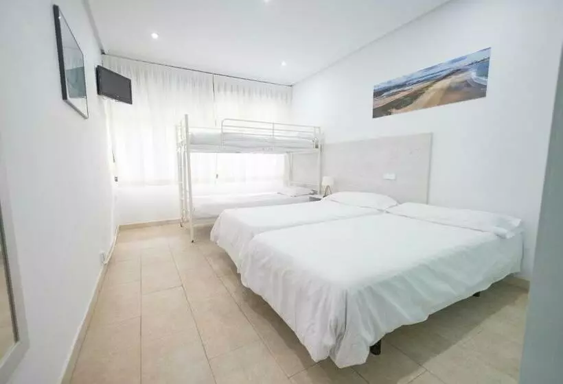 호텔 Pinar Somo Surf