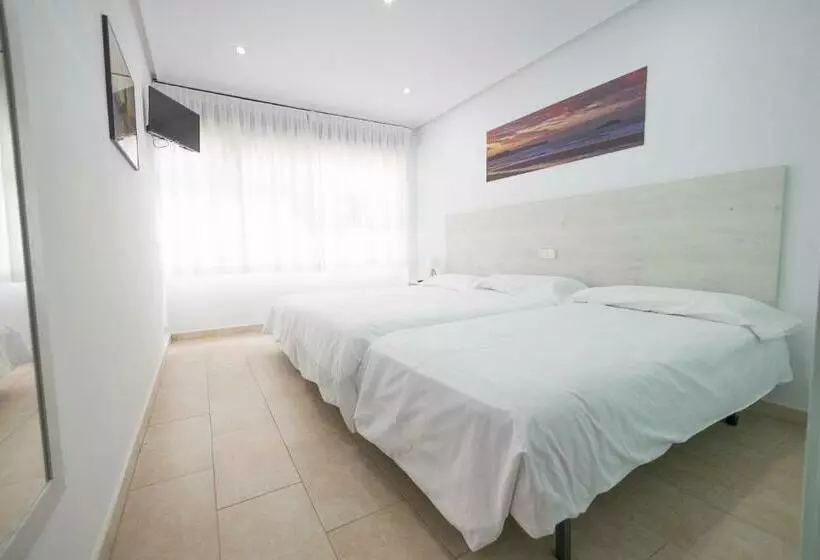 호텔 Pinar Somo Surf