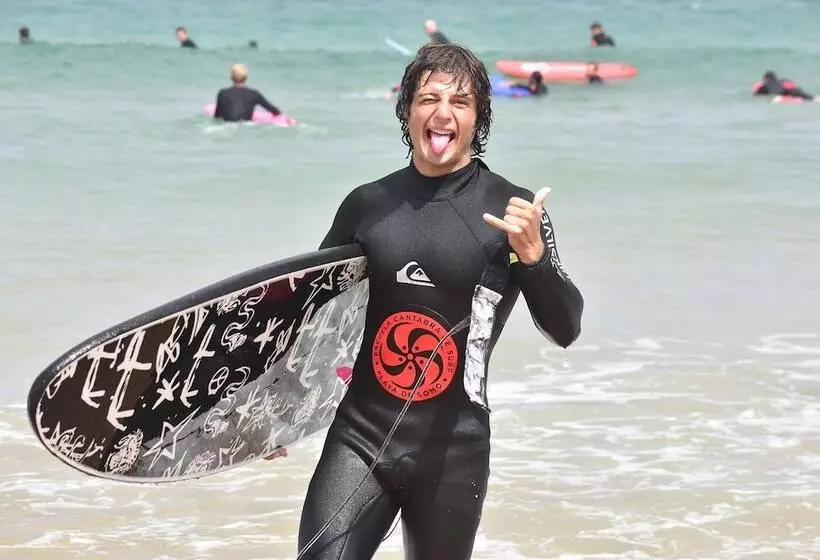 호텔 Pinar Somo Surf