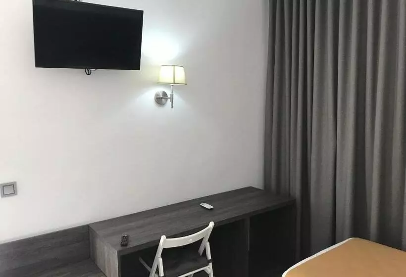 Отель Restaurante Santa Cruz