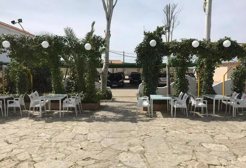 Отель Restaurante Santa Cruz