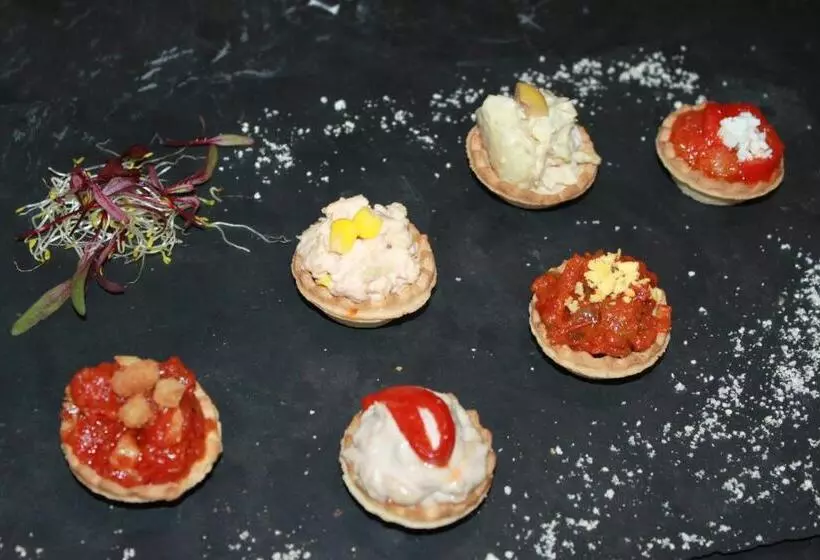 Отель Restaurante Santa Cruz