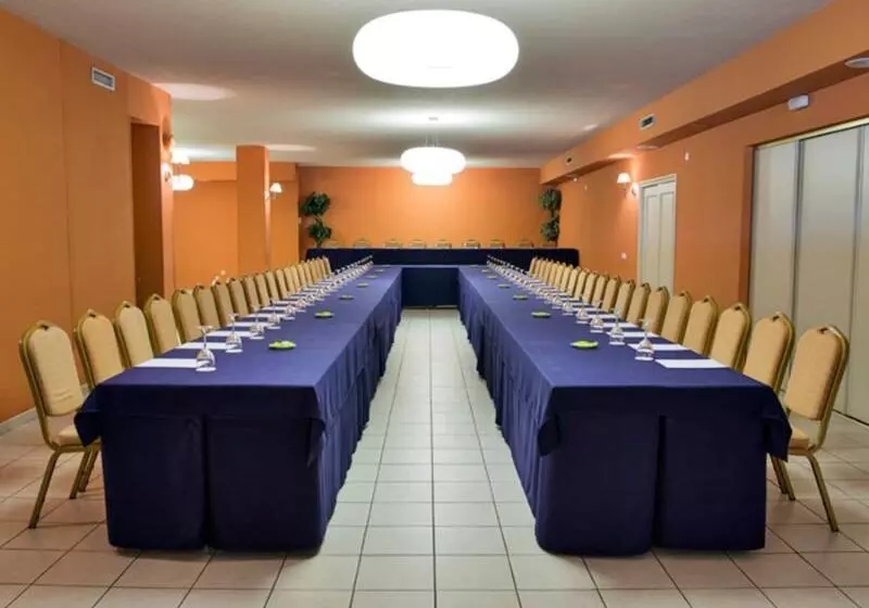 ホテル Santiago Apostol