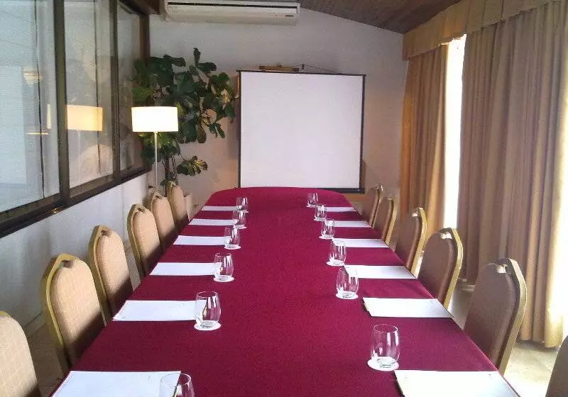 ホテル Santiago Apostol