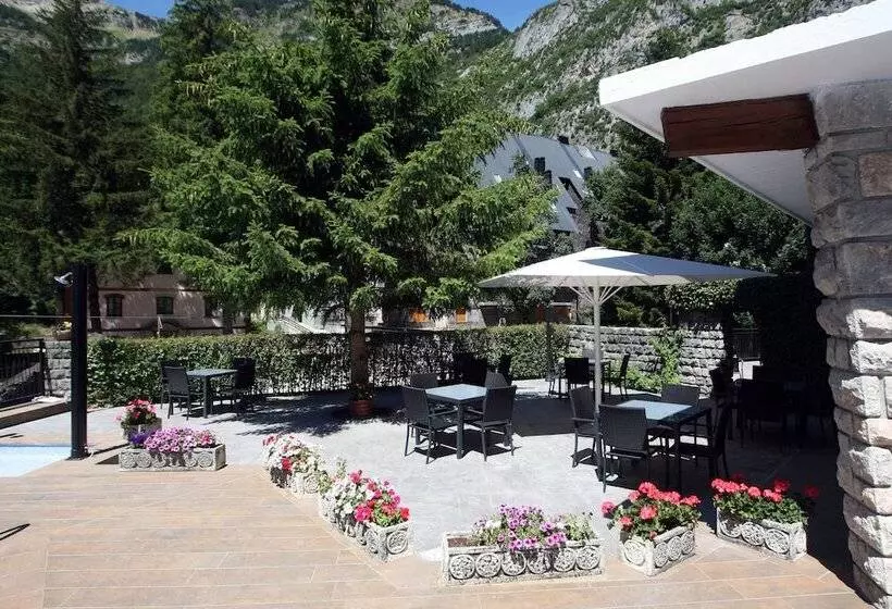 Отель & Spa Real Villa Anayet