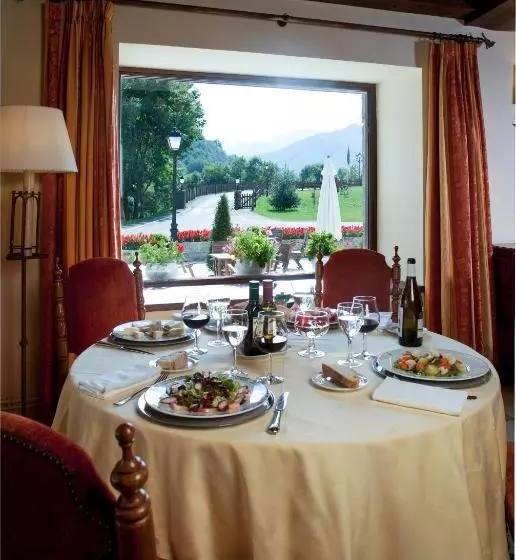 Parador De Fuente De