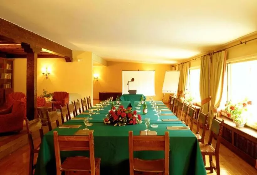 Parador De Fuente De