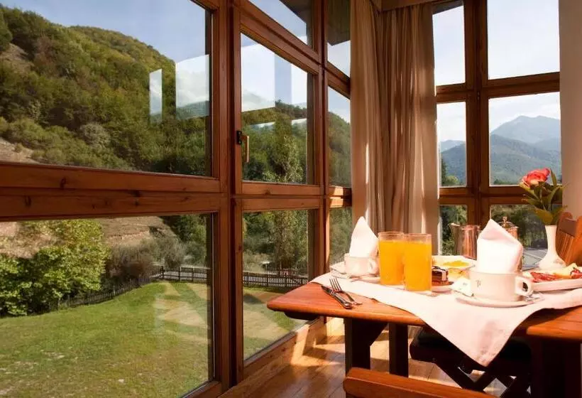 Parador De Fuente De