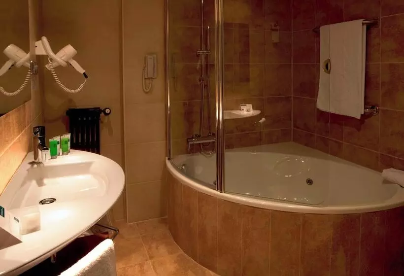 Ac Hotel Carlton Madrid By Marriott