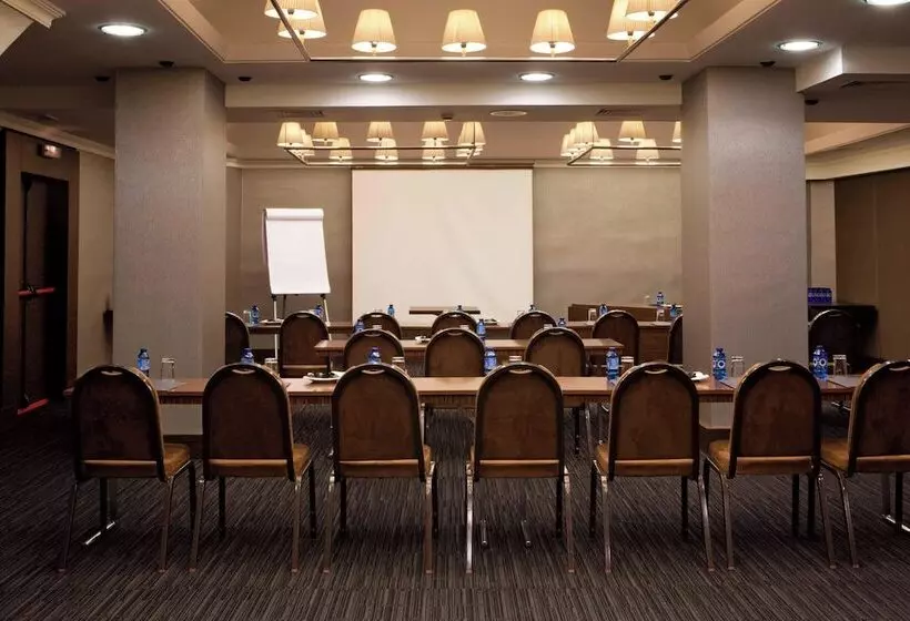 Ac Hotel Carlton Madrid By Marriott