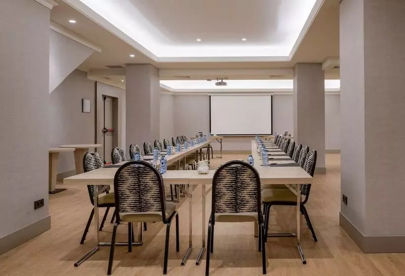Ac Hotel Carlton Madrid By Marriott