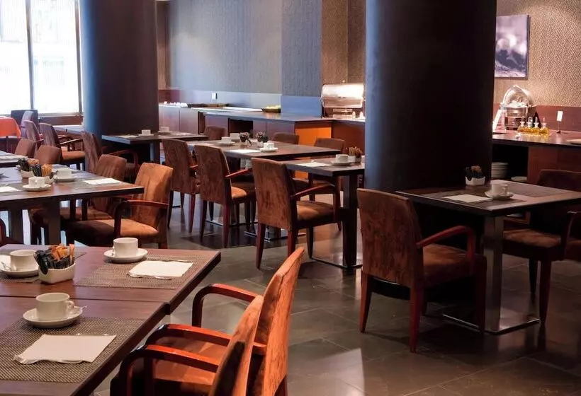 Ac Hotel Carlton Madrid By Marriott
