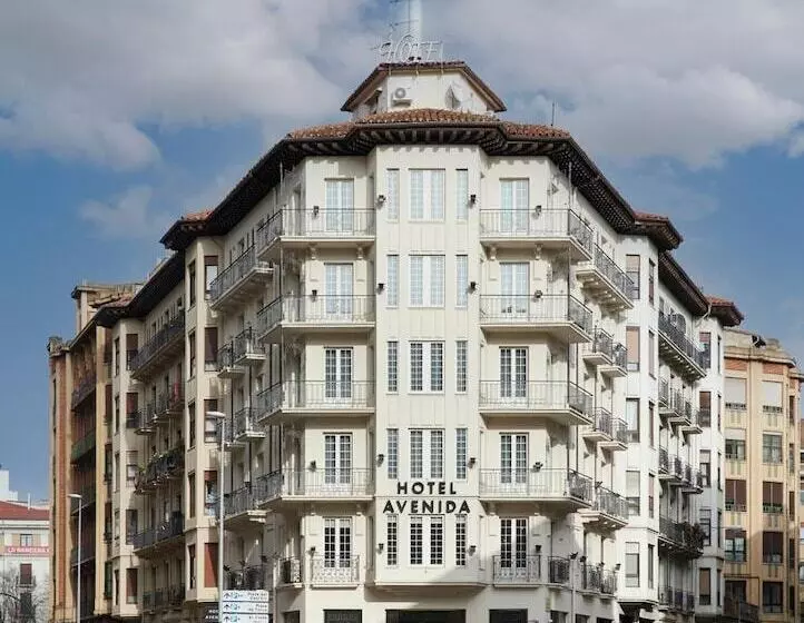 בית מלון כפרי Avenida