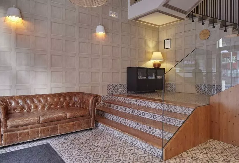 בית מלון כפרי Avenida