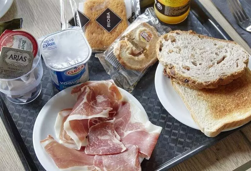 בית מלון כפרי Avenida