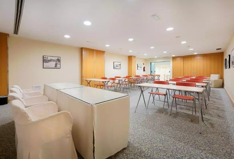 בית מלון כפרי Bull Astoria