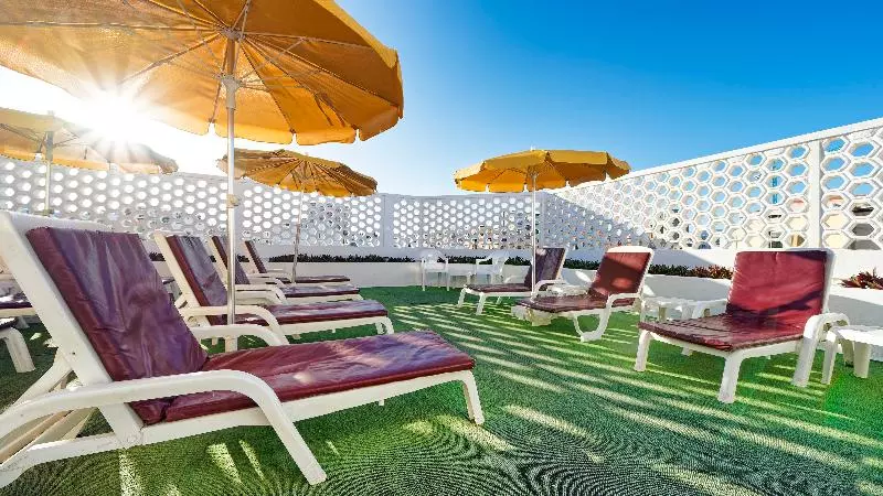 בית מלון כפרי Bull Astoria