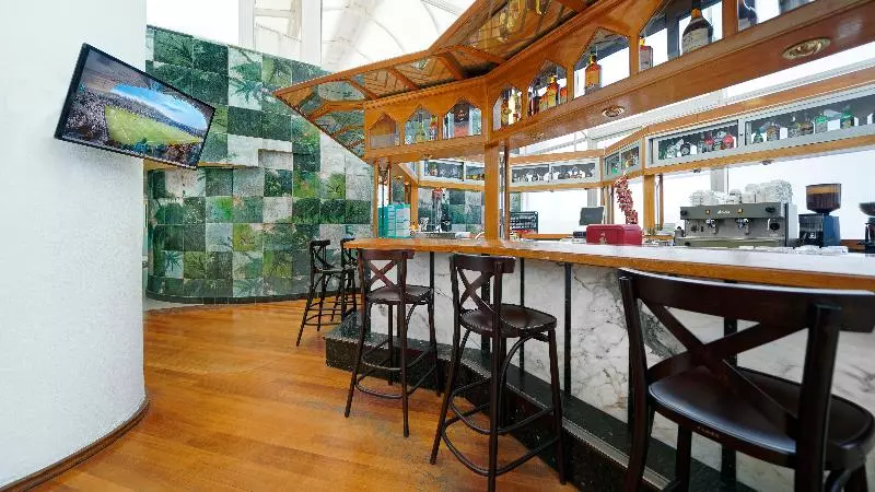 בית מלון כפרי Bull Astoria