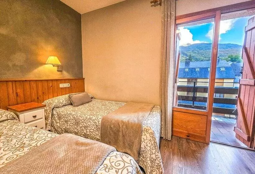 בית מלון כפרי Casa Morlans 3000