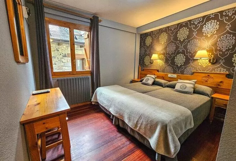 בית מלון כפרי Casa Morlans 3000