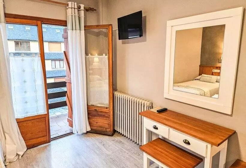 בית מלון כפרי Casa Morlans 3000