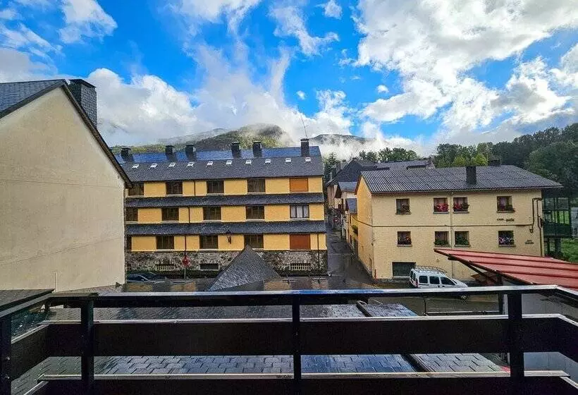 בית מלון כפרי Casa Morlans 3000