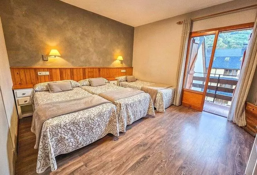 בית מלון כפרי Casa Morlans 3000