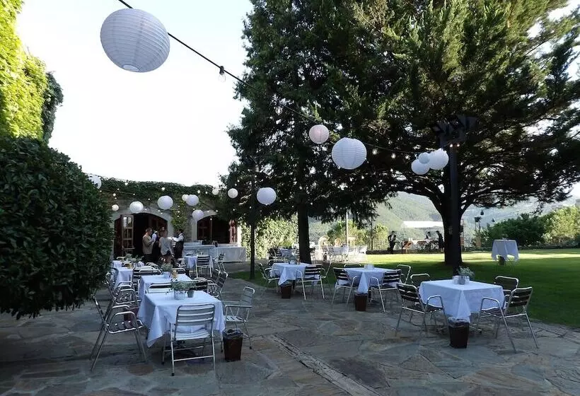 酒店 & Spa El Castell De Ciutat