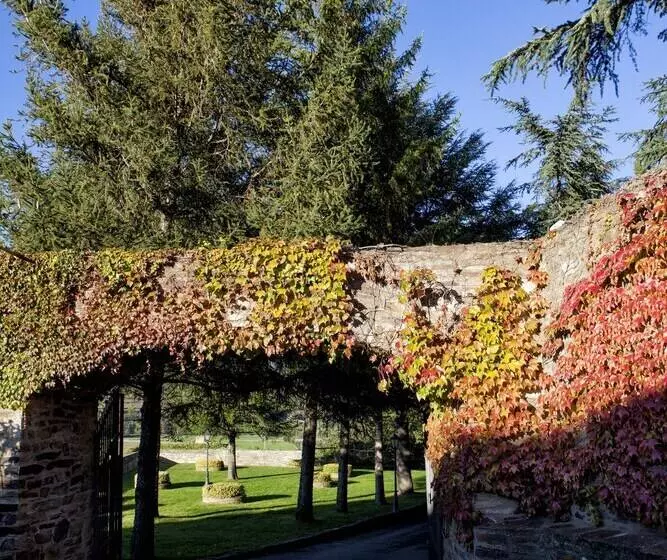 酒店 & Spa El Castell De Ciutat