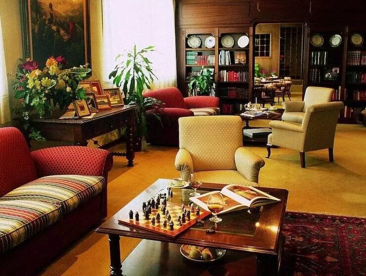 酒店 & Spa El Castell De Ciutat