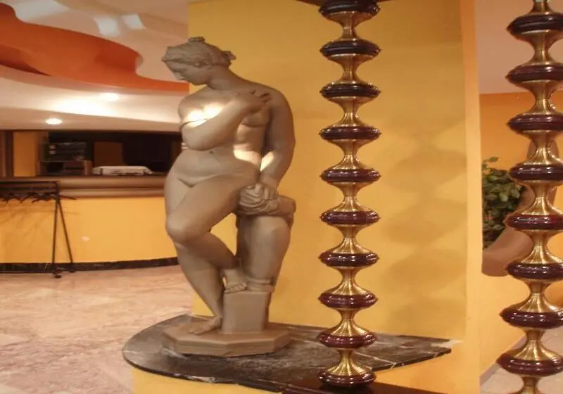 هتل Gaudi