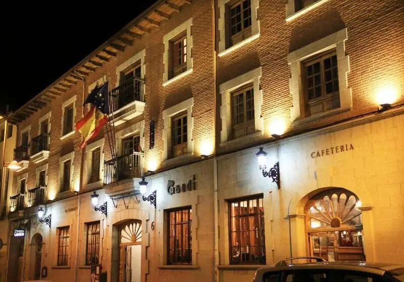 هتل Gaudi