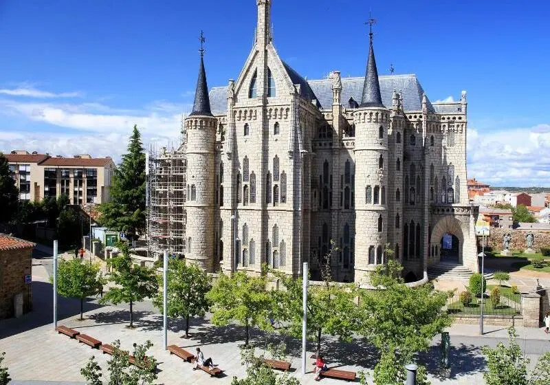 هتل Gaudi